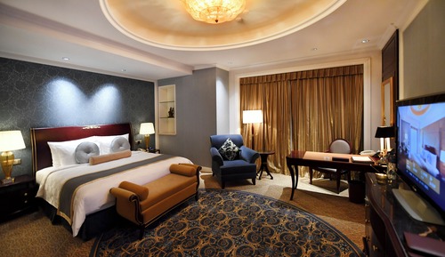 Executive King Bed Room