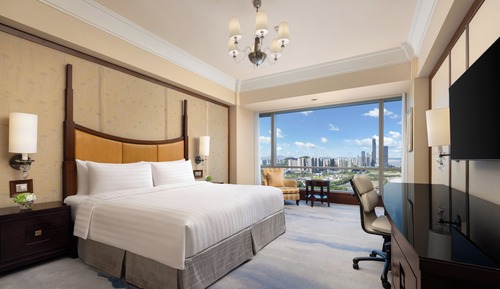 Deluxe Room, 1 King Bed