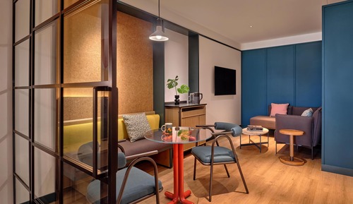 Junior Studio Suite