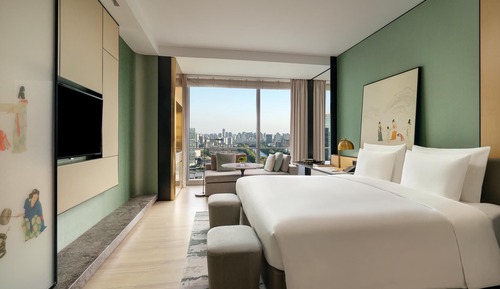 Deluxe Room, 1 King Bed (Executive King Room)