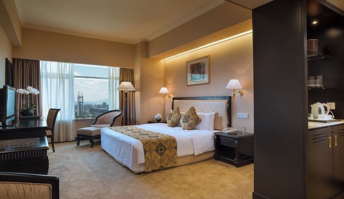 Standard Room, 1 King Bed