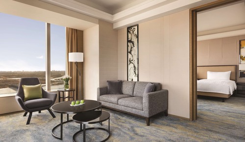 Executive Suite, 1 King Bed, River View
