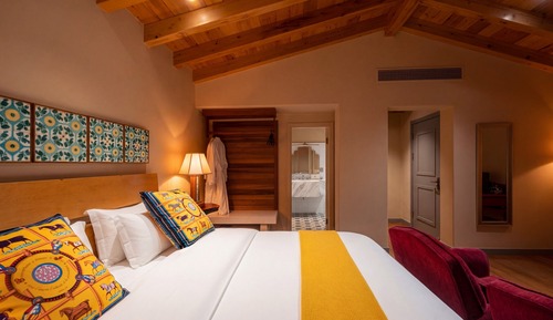 Deluxe Double Room, Garden View