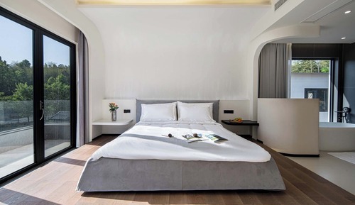Romantic Double Room, Valley View