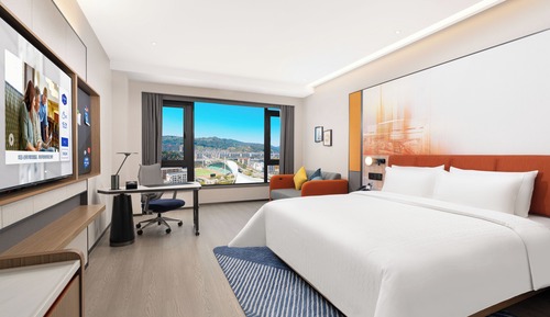 Luxury Triple Room