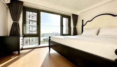 Superior Loft, 3 Bedrooms, Canal View