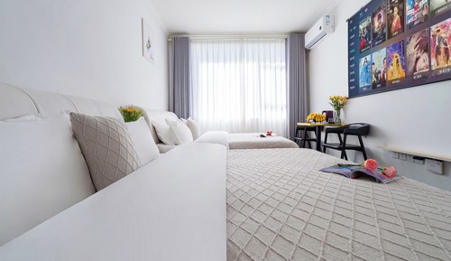 Family Triple Room, Courtyard View