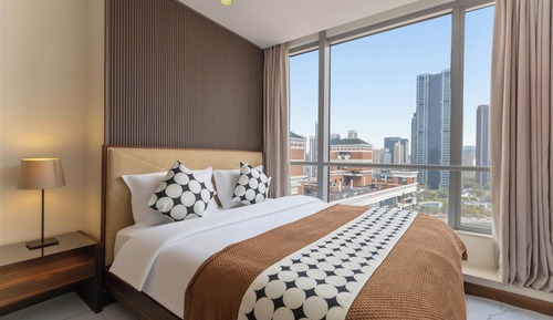 Luxury Suite, City View