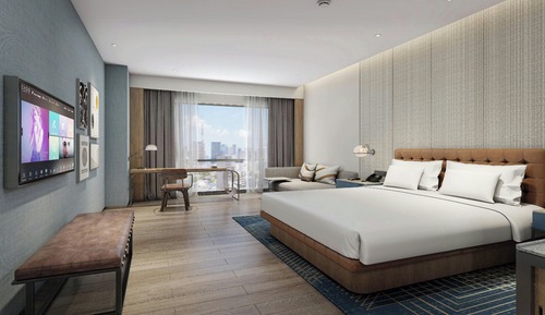 Comfort Room, 1 King Bed, City View