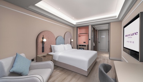 Superior Room, 1 King Bed