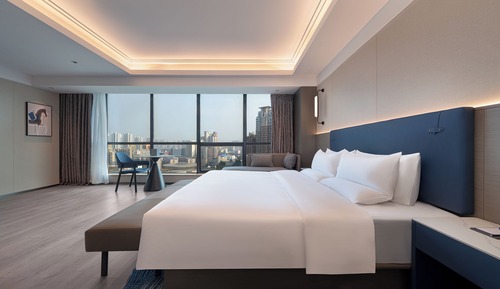 Superior Room, 1 King Bed
