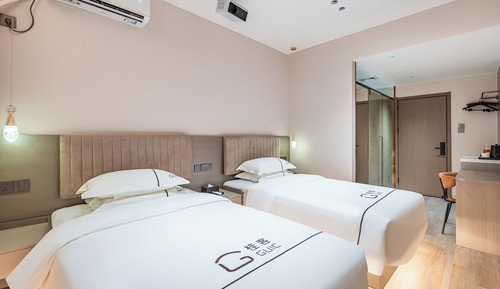 Comfort Twin Room