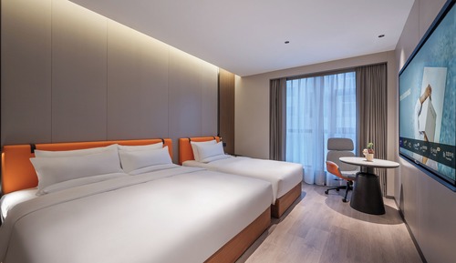 Deluxe Suite, Multiple Beds
