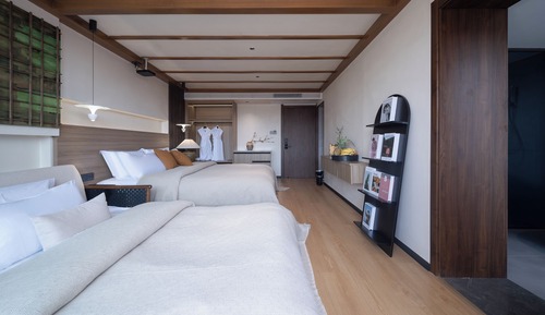 Deluxe Double Room, City View