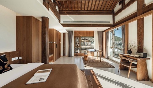 Luxury Double Room, City View