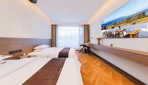 Classic Twin Room, Courtyard View