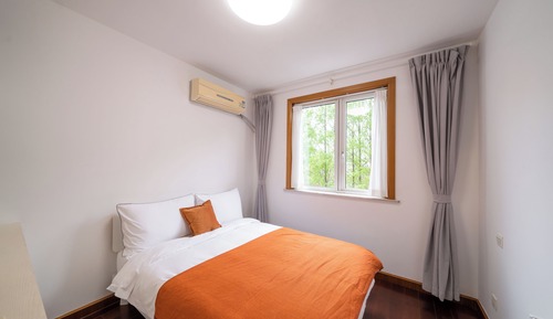 City View 3BR Serviced Residence - Perfect for Family Stay