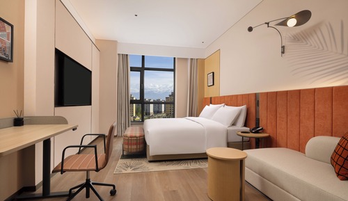 Deluxe Room, 1 King Bed