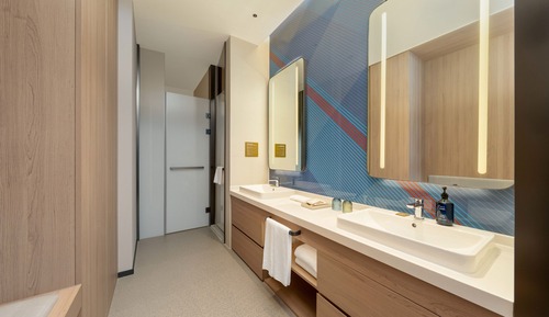 Suite, 1 King Bed