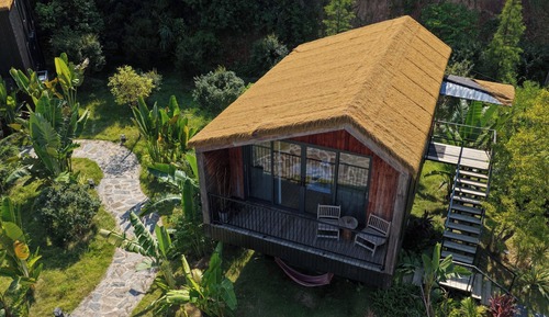 Senior Chalet, Lake View