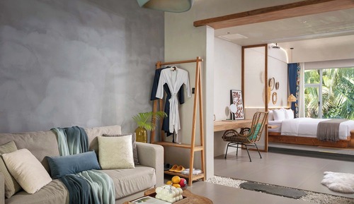 Signature Double Room, Courtyard View