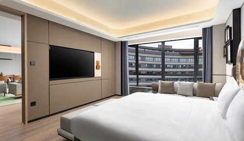 Suite, 1 Bedroom, Garden View