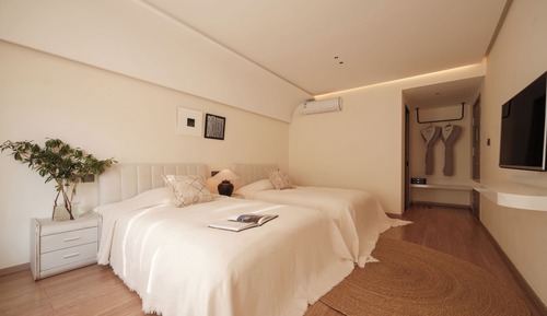 Standard Twin Room, Courtyard View