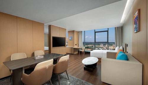 Family Suite, 1 King Bed, Non Smoking
