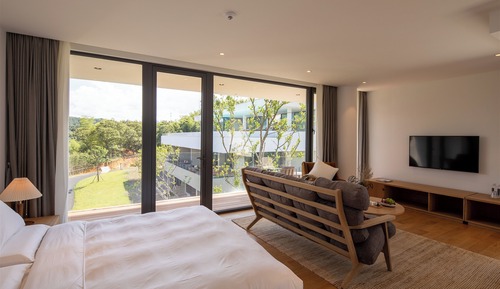 Senior Double Room, Hill View