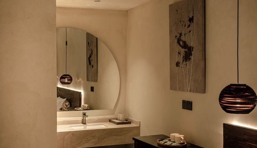 Signature Double Room, Courtyard View