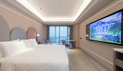 Superior Room, 1 King Bed