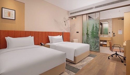 Room, 2 Twin Beds, River View (Guest)