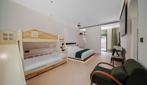 Basic Triple Room, Mountain View