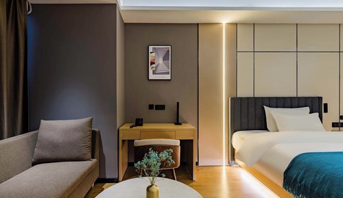 Standard Twin Room, City View