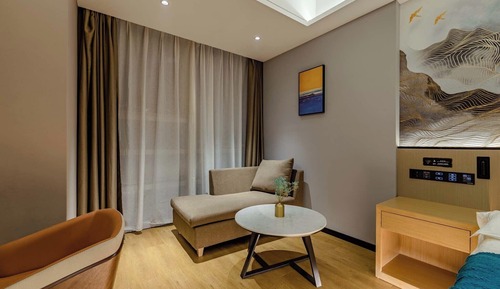 Signature Double Room, City View