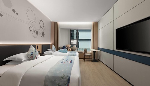 Family Room, Multiple Beds, Non Smoking