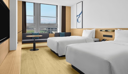 Comfort Room, 2 Double Beds, City View