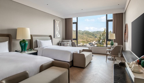 Classic Room, 2 Double Beds, Mountain View
