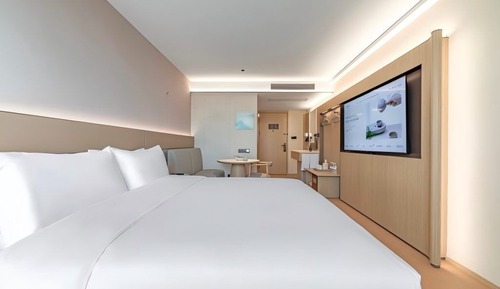 Business Double Room, City View