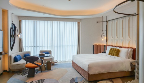 Premium Room, 1 King Bed