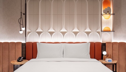 Standard Room, 1 King Bed