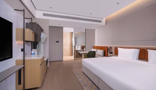 Parent-Child Themed Room with 1 King-Size Bed (Super King).