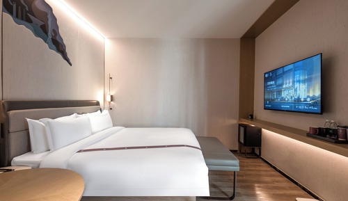 Economy Double Room, 1 King Bed, Corner