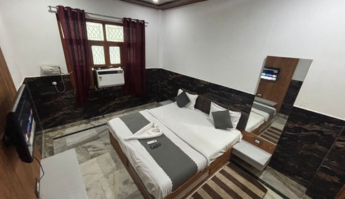 Deluxe Double Room, City View