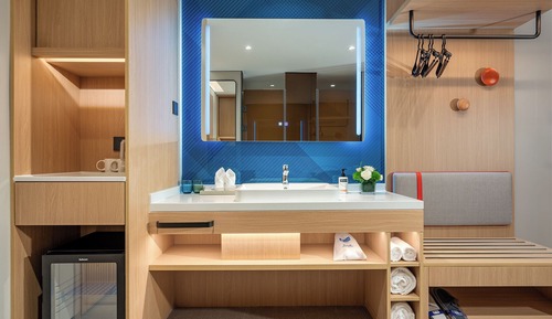 2 Single Standard Extra Floor Space