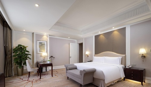 Club Suite, 1 King Bed, Club Lounge Access (Prestige)