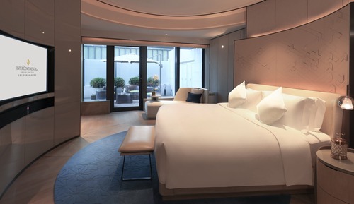 Suite, 1 King Bed, Smoking, Terrace (Dining)