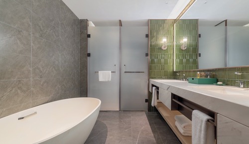 Business Suite, 1 Bedroom, Bathtub