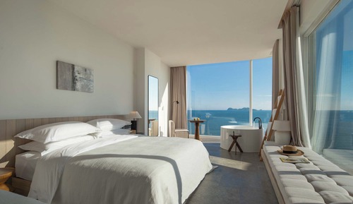 Family Twin Room