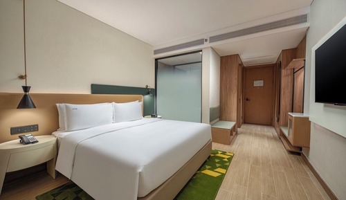 Premium Room, 1 King Bed